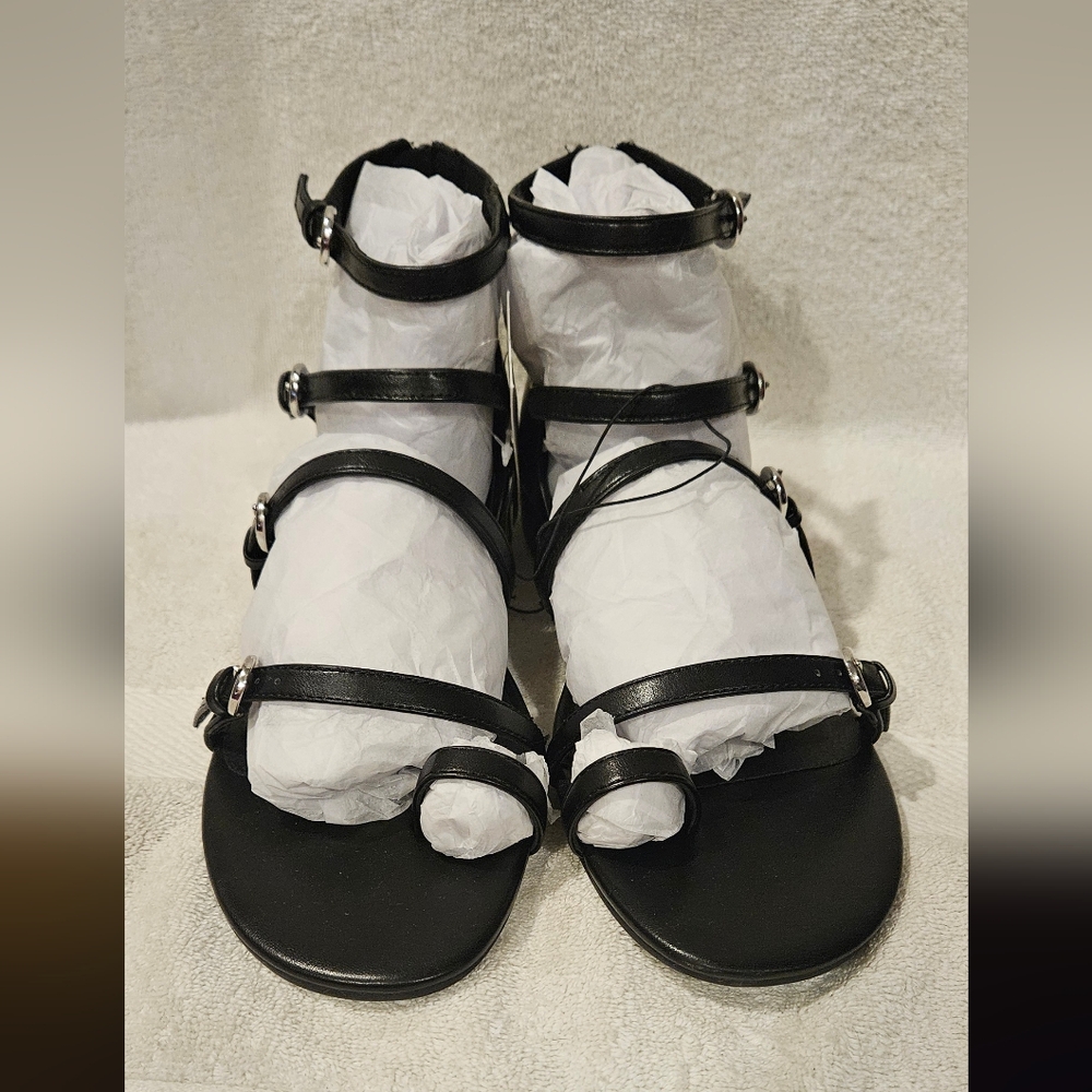 NO BOUNDARIES SANDALS - Picture 2 of 5